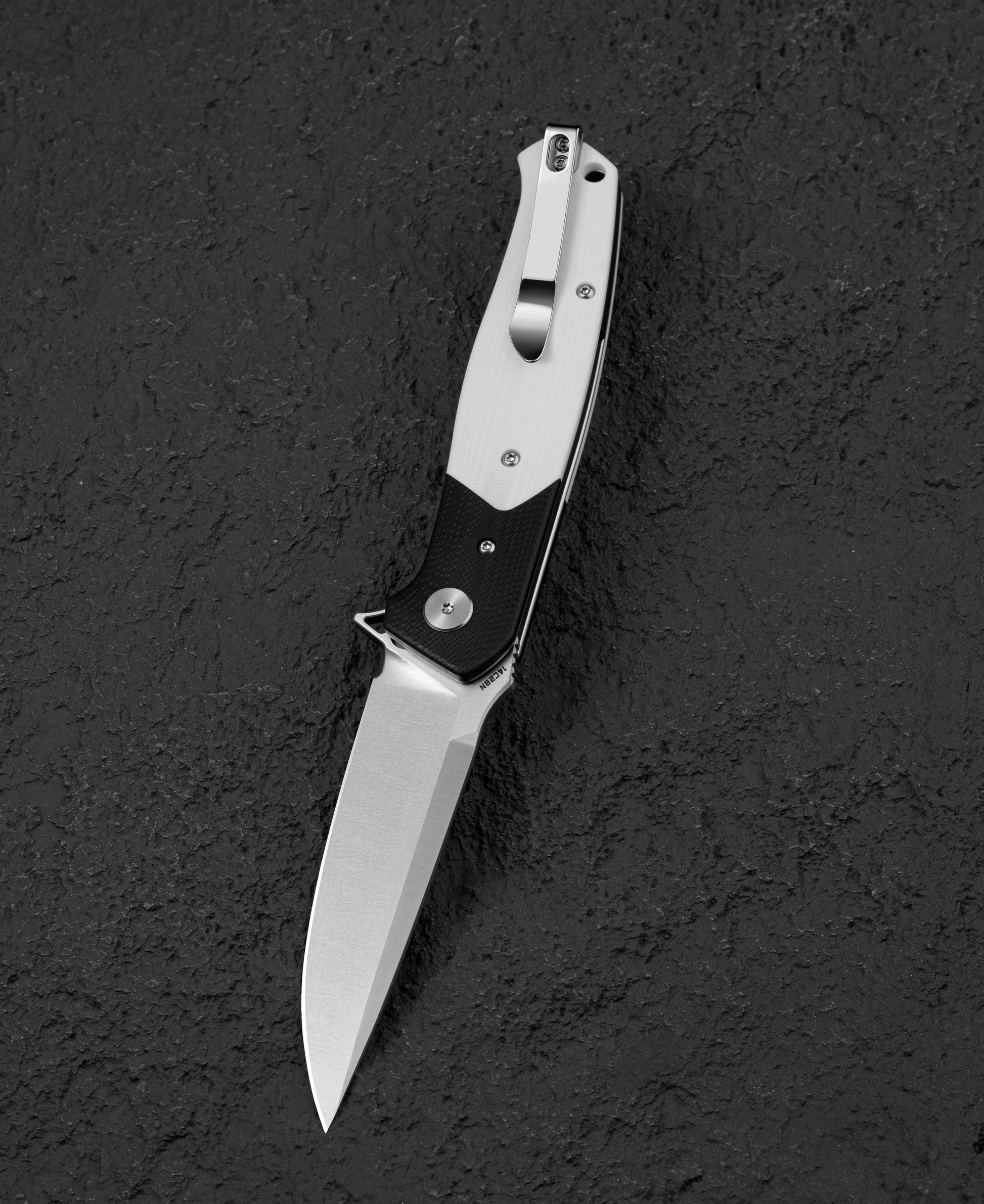 Bestech Swordfish BG62B closed view – 5.12″ closed, Black+White G10, Button Lock