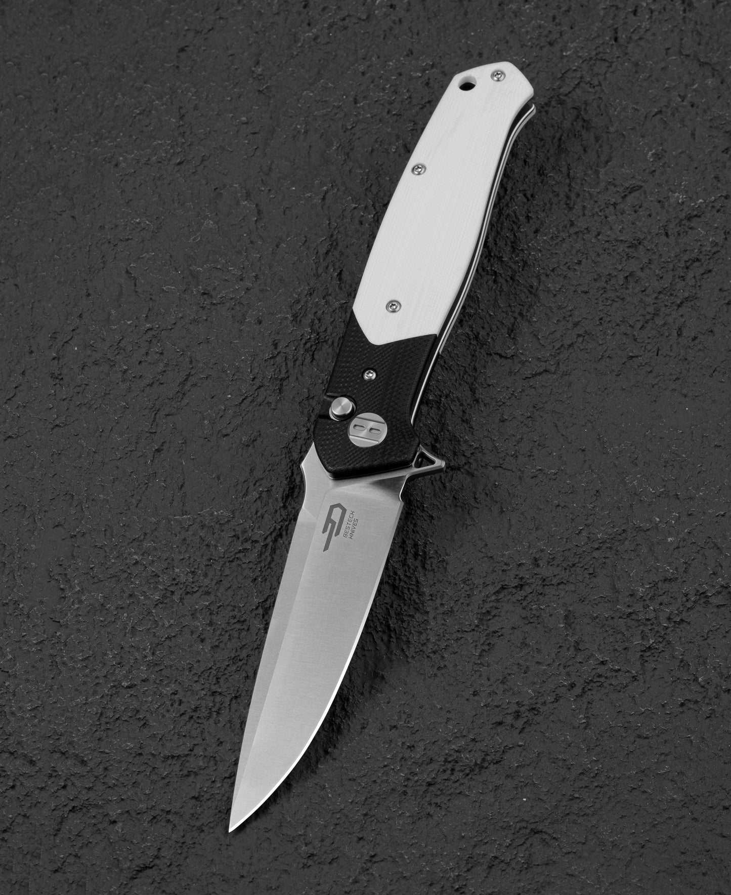Bestech Swordfish BG62B front view – 3.94″ 14C28N Satin, Black and White G10