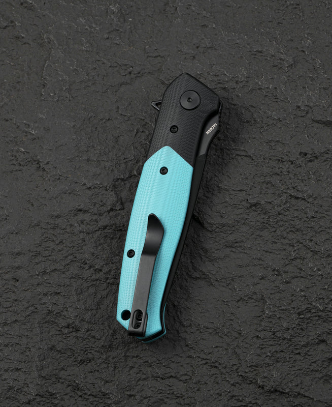 Bestech Swordfish BG62E Black and Light Blue G10 scales – two-tone textured grip