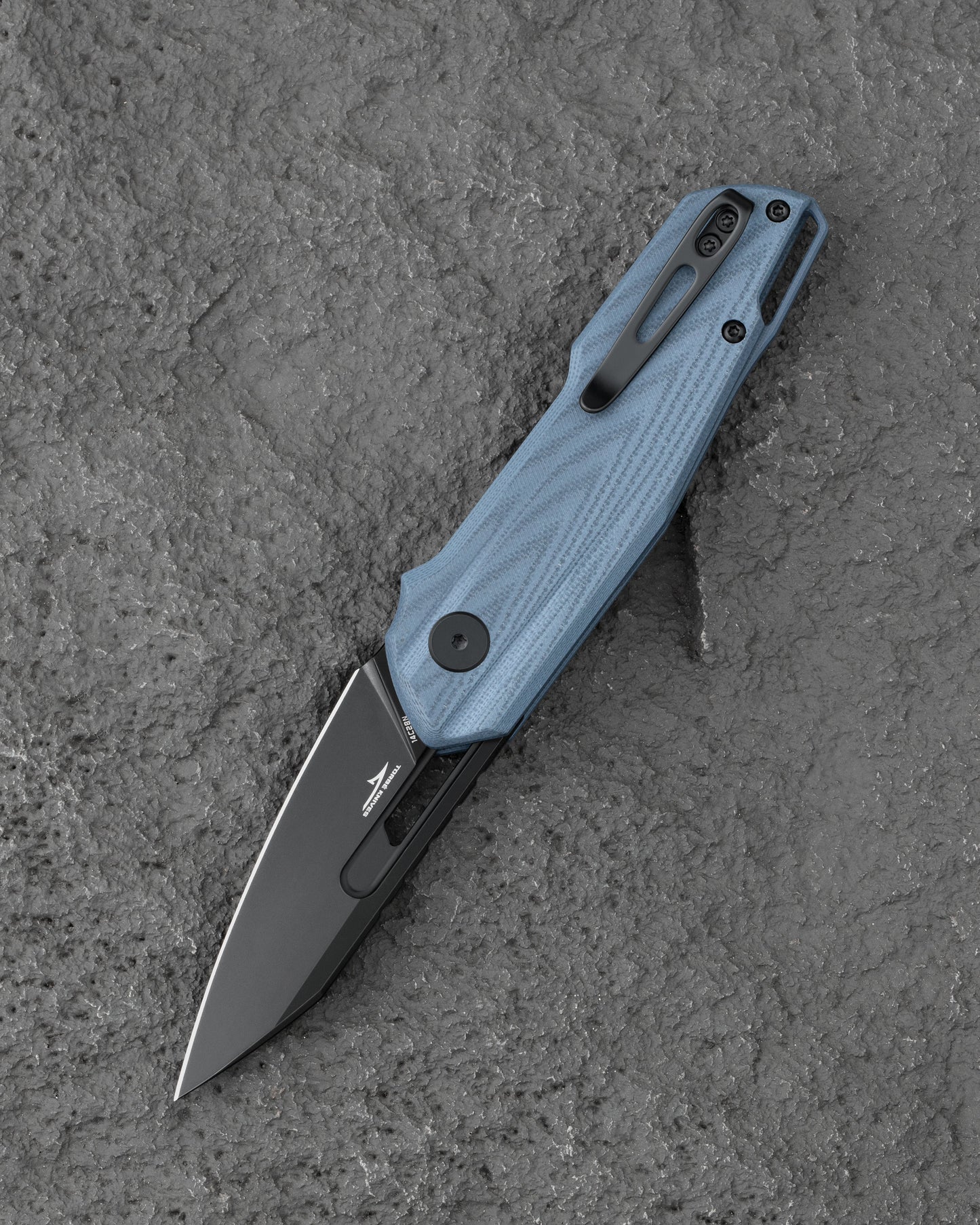Bestech Toddler BG64E side view – torbeknives design, 95g, compact EDC folder