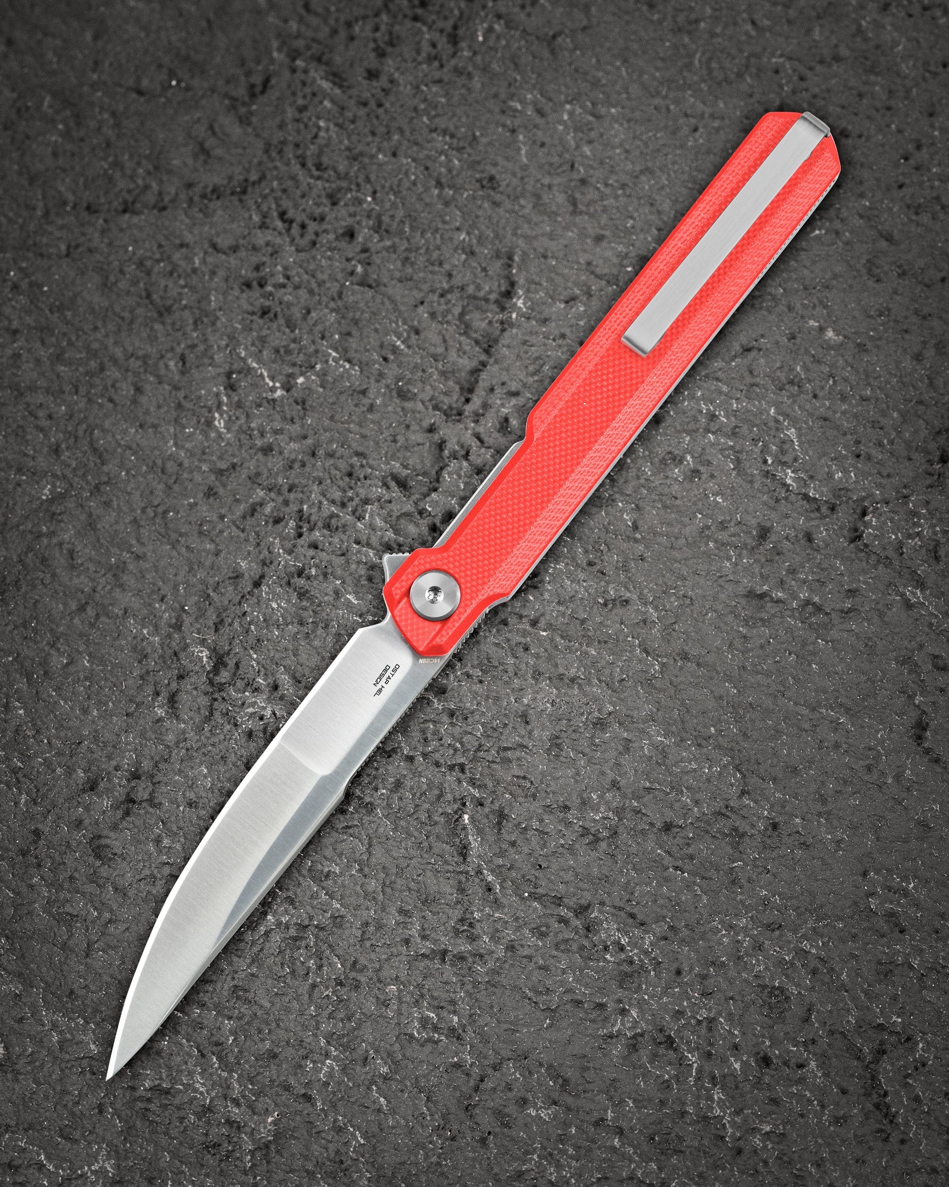 Bestech Duoz BG65C closed view – 4.21″ closed, Red G10 handle, Liner Lock