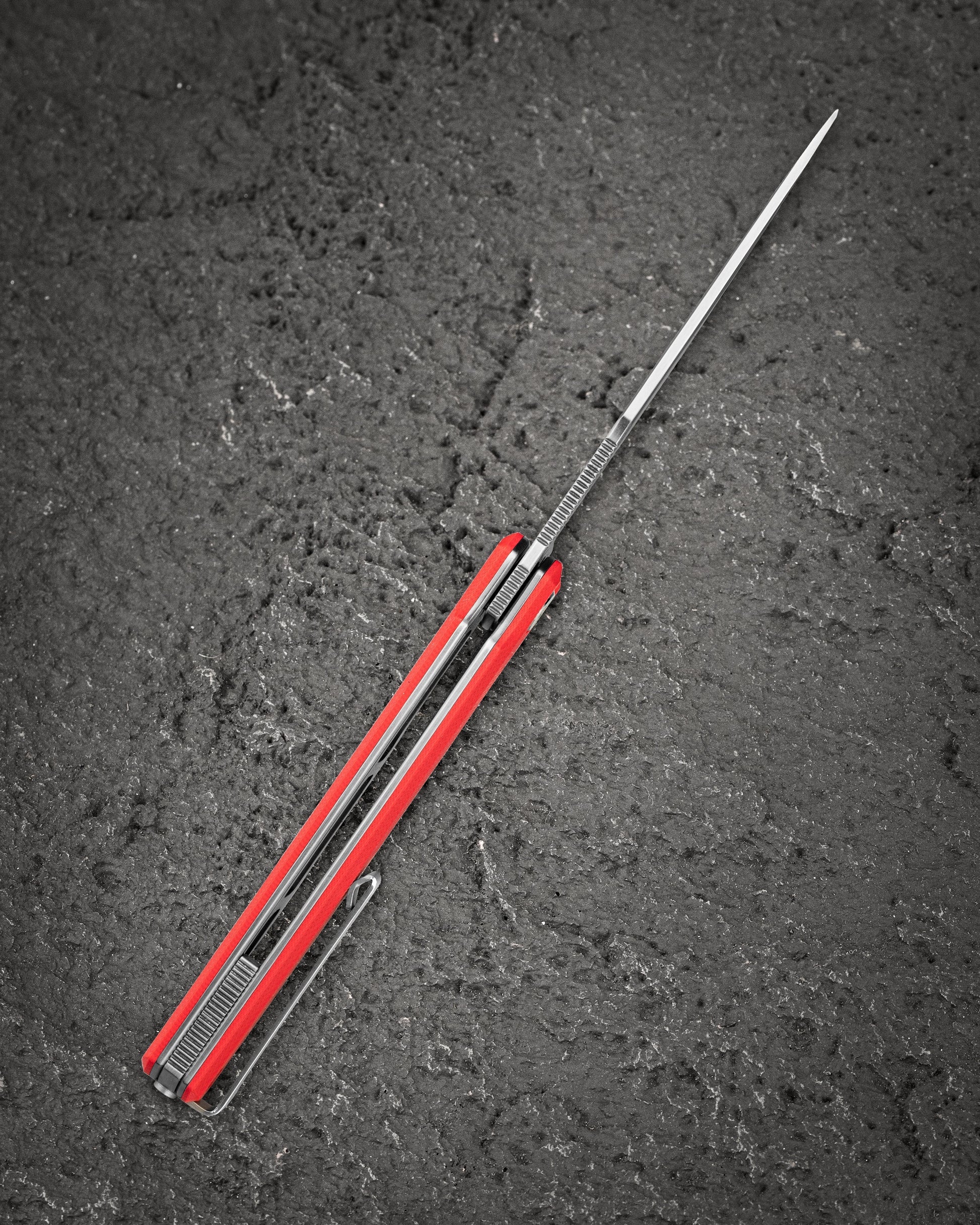 Bestech Duoz BG65C Liner Lock detail – reliable lock-up, slim profile