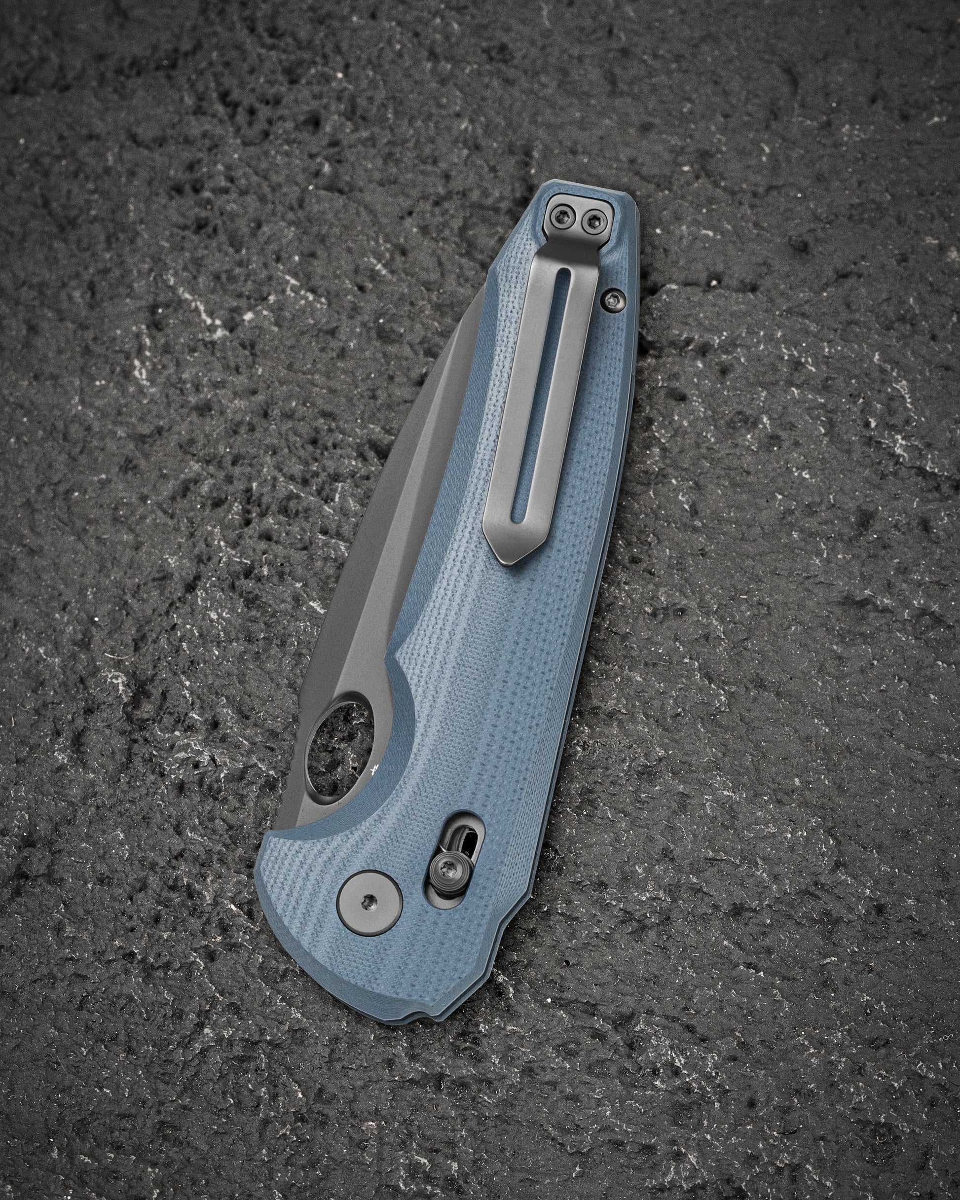 Bestech Noctar BG66E Bar Lock detail – positive lock-up, compact profile
