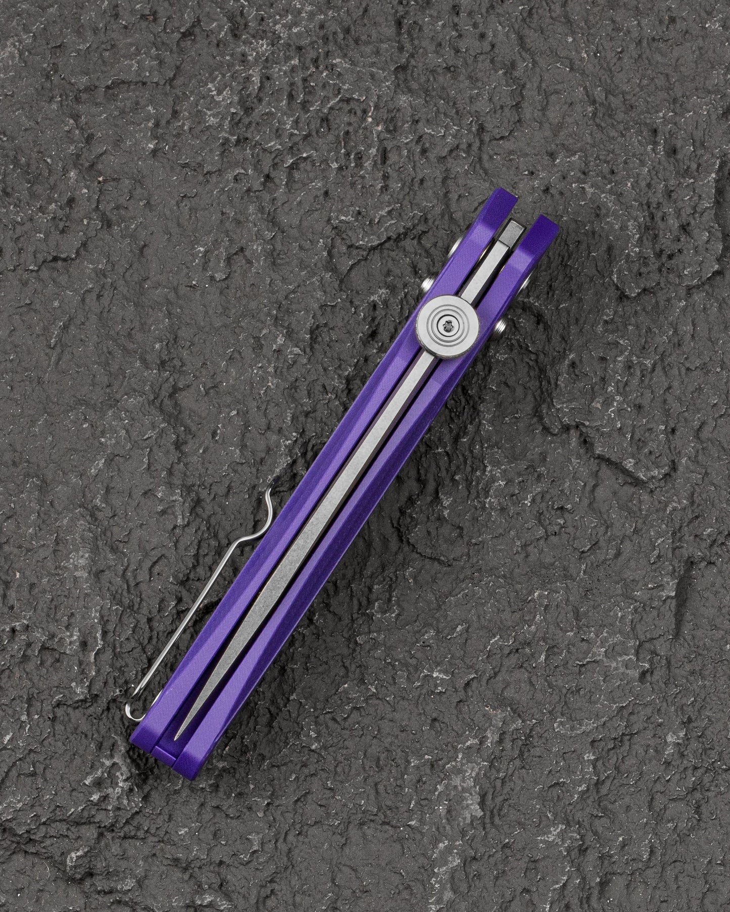Bestech Mothus BG67C open position – Bar Lock engaged, 3.47″ Stonewash + Satin blade