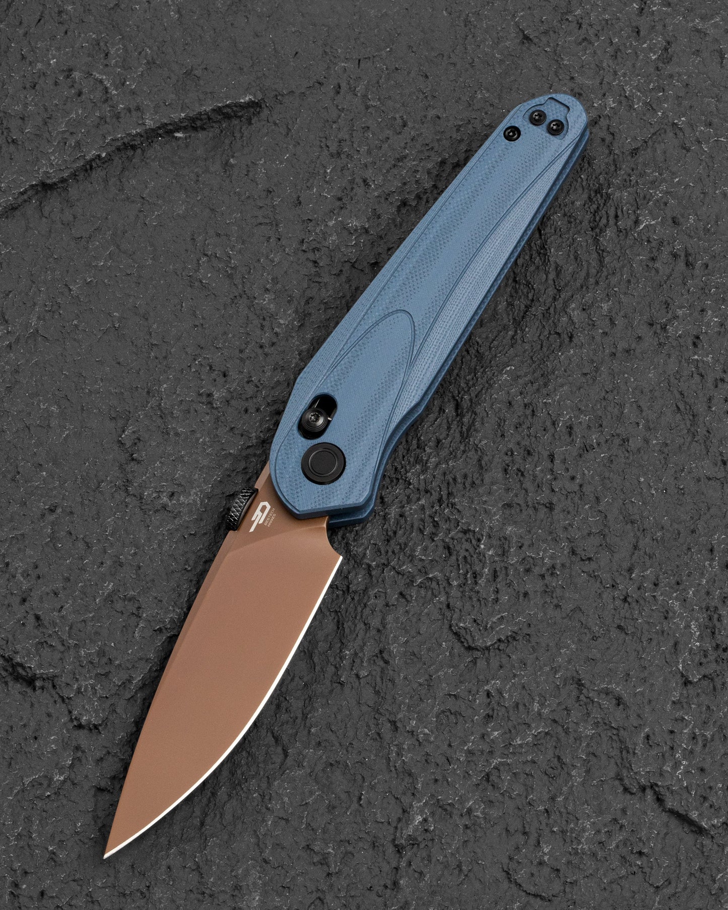 Bestech Mothus BG67F front view – 3.47″ 14C28N Gold PVD, Blue Gray G10 handle