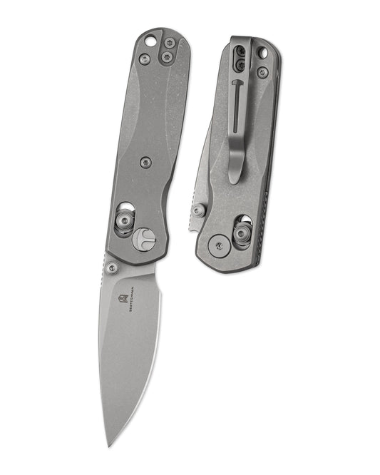 Bestechman SPRITE BMK21D front view – 2.36" M390 dark bead blast stonewash blade, dark stonewash titanium scales, B-Lock