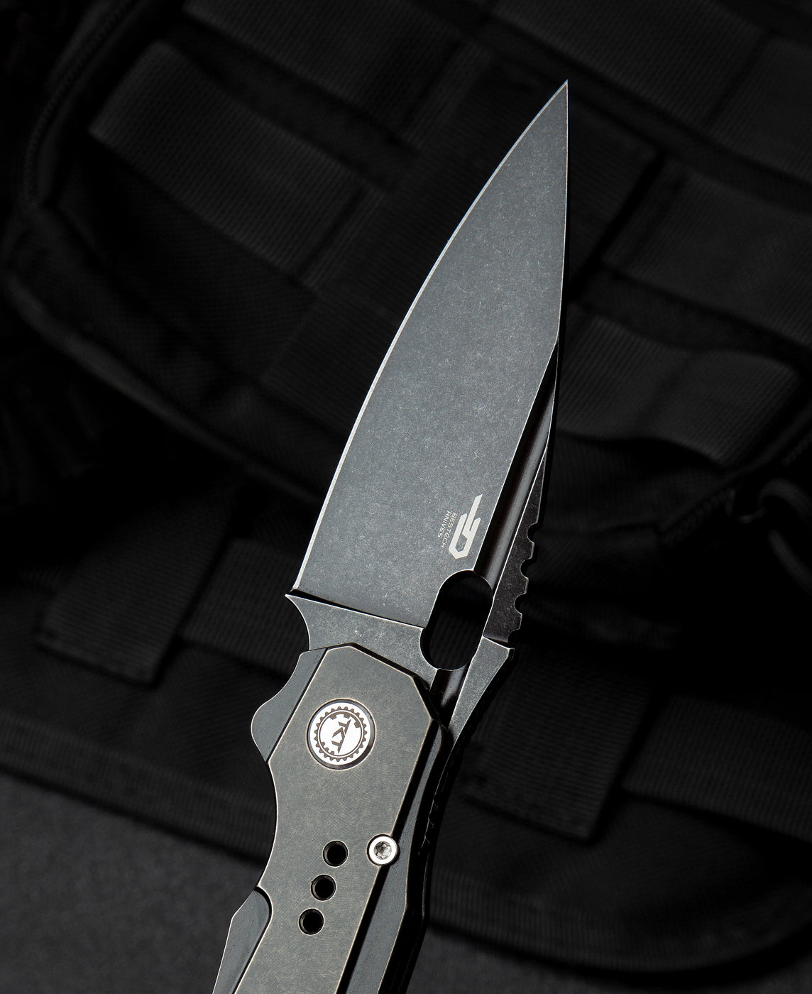 Bestech Exploit BT2005C handle detail – black stonewash titanium frame lock, 143g, Toddknifeandtool design