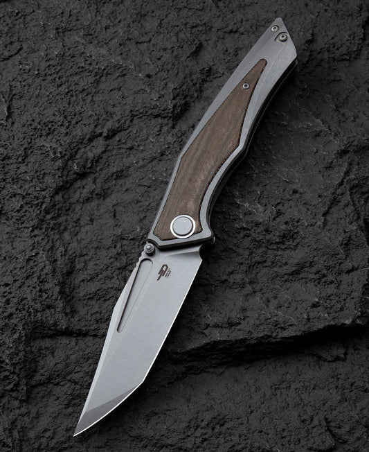 Bestech Togatta BT2102D front view – 3.74" M390 bead blast stonewash, dark grey titanium + green canvas micarta, frame lock