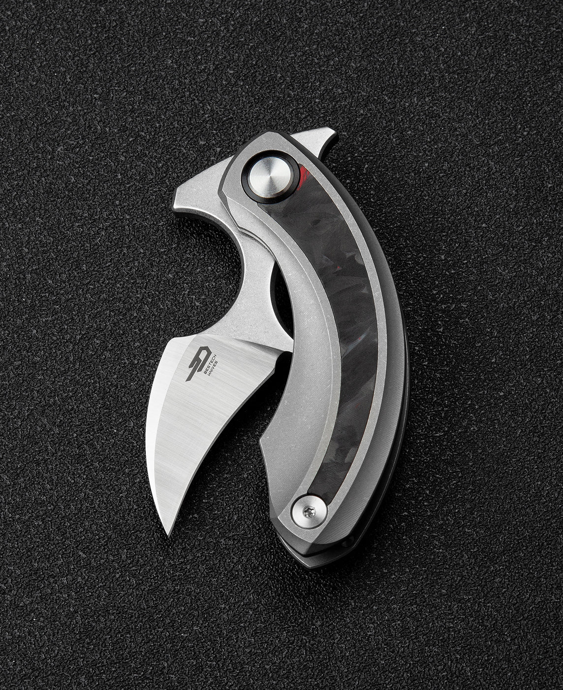 Bestech Strelit BT2103E blade detail – 2.19" M390 satin + stonewash finish, 3.5mm thick