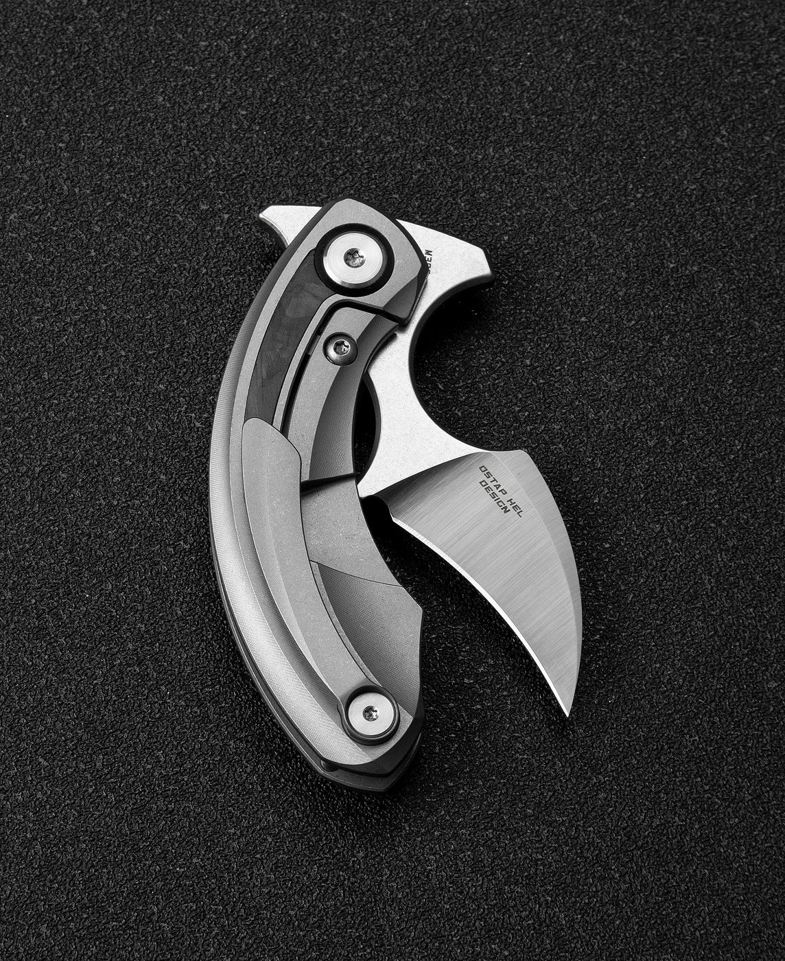 Bestech Strelit BT2103E side view – grey titanium + red marble carbon fiber inlay handle