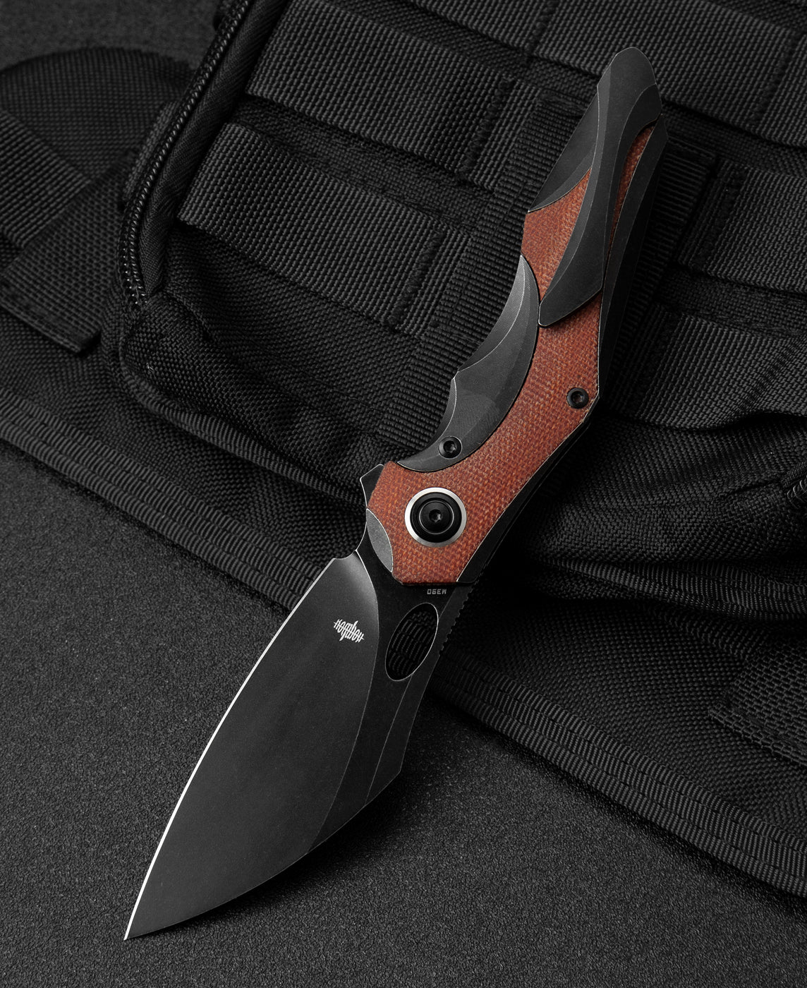 Bestech Nogard BT2105E blade detail – 3.35 inch M390 black stonewash, KOMBOU design