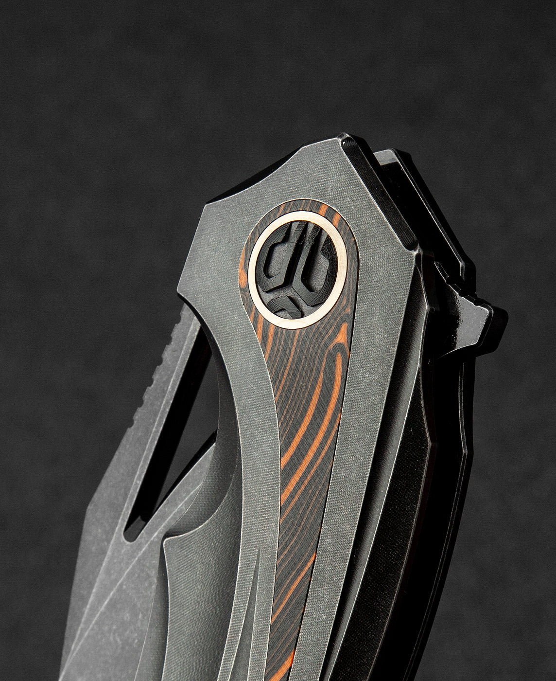 Bestech Nuke BT2107E EDC carry – 114g compact M390 wharncliffe, black orange titanium G10