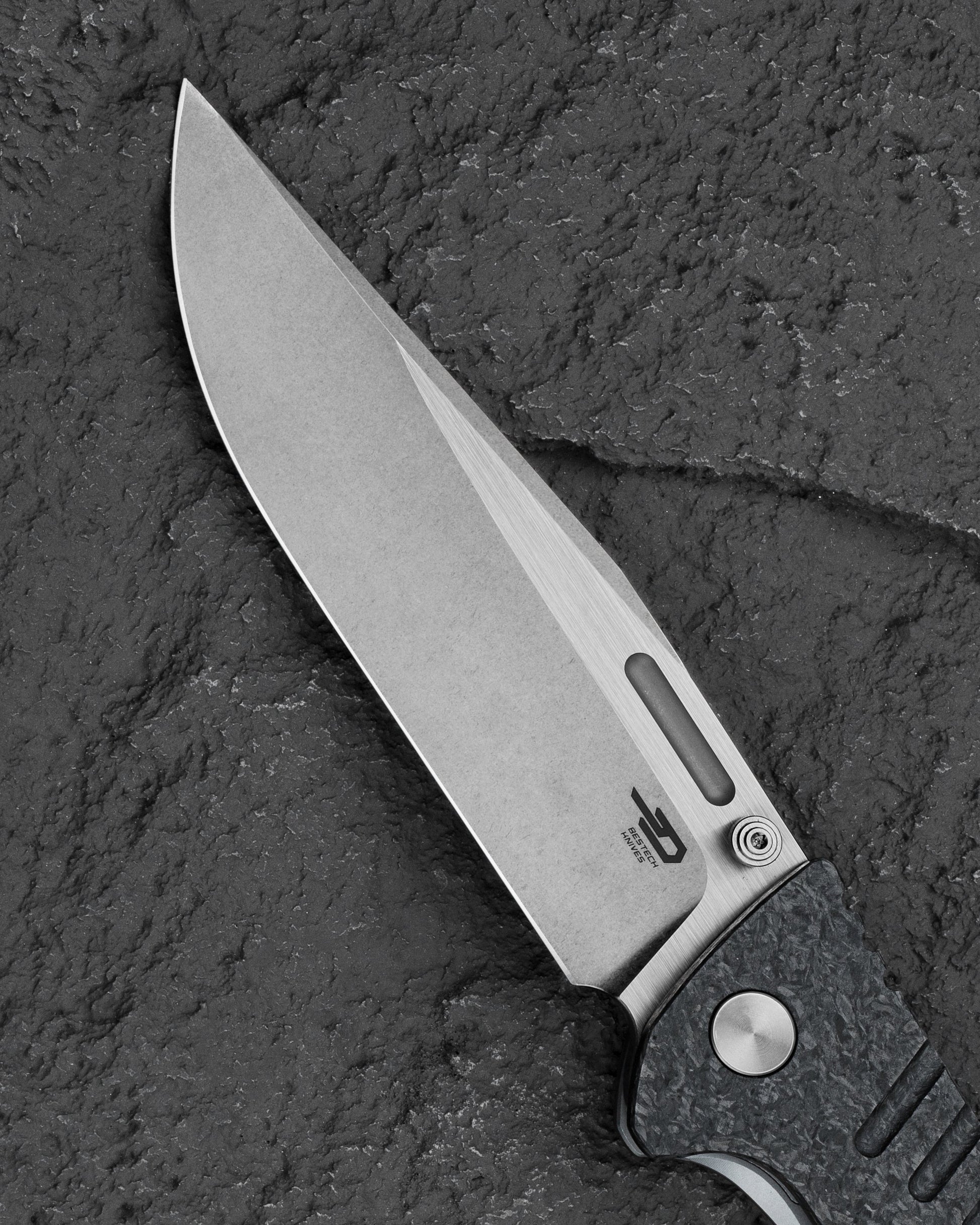 Bestech Keen II BT2301B stonewash satin finish detail – dual finish S35VN blade showing stonewash flat and satin bevel
