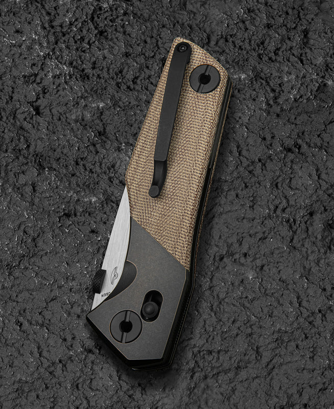 Bestech Cetus BT2304B open position – flipper deployed on ceramic bearings, bar lock engaged