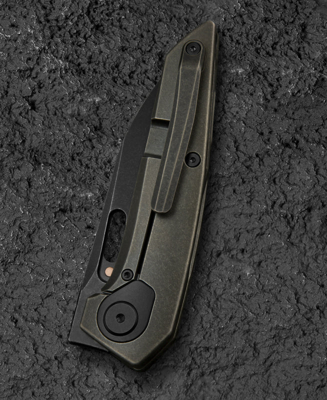 Bestech VK-Void BT2305D blade detail – 2.85 inch Elmax black stonewash Wharncliffe, red copper spine inlay