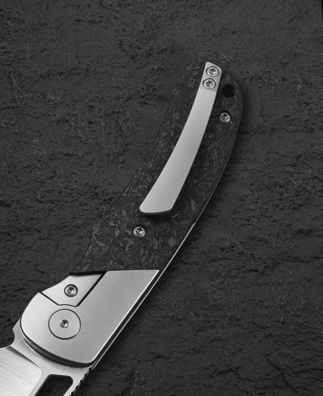 Bestech Syn BT2306A handle detail – bead blast titanium with marble carbon fiber inlay scales