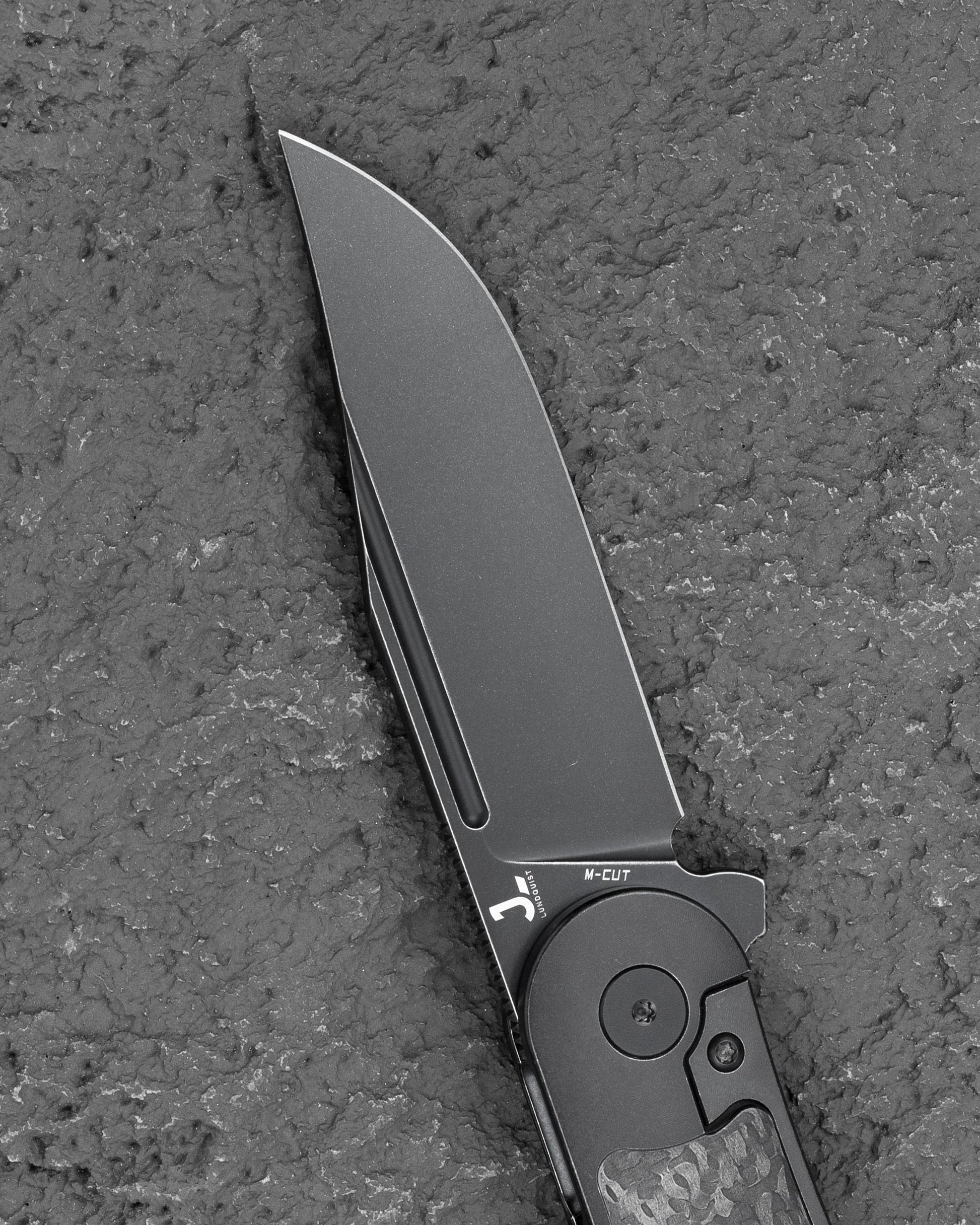 Bestech Vestige BT2411D Ceramic Bearing Pivot Detail Black Stonewash Titanium