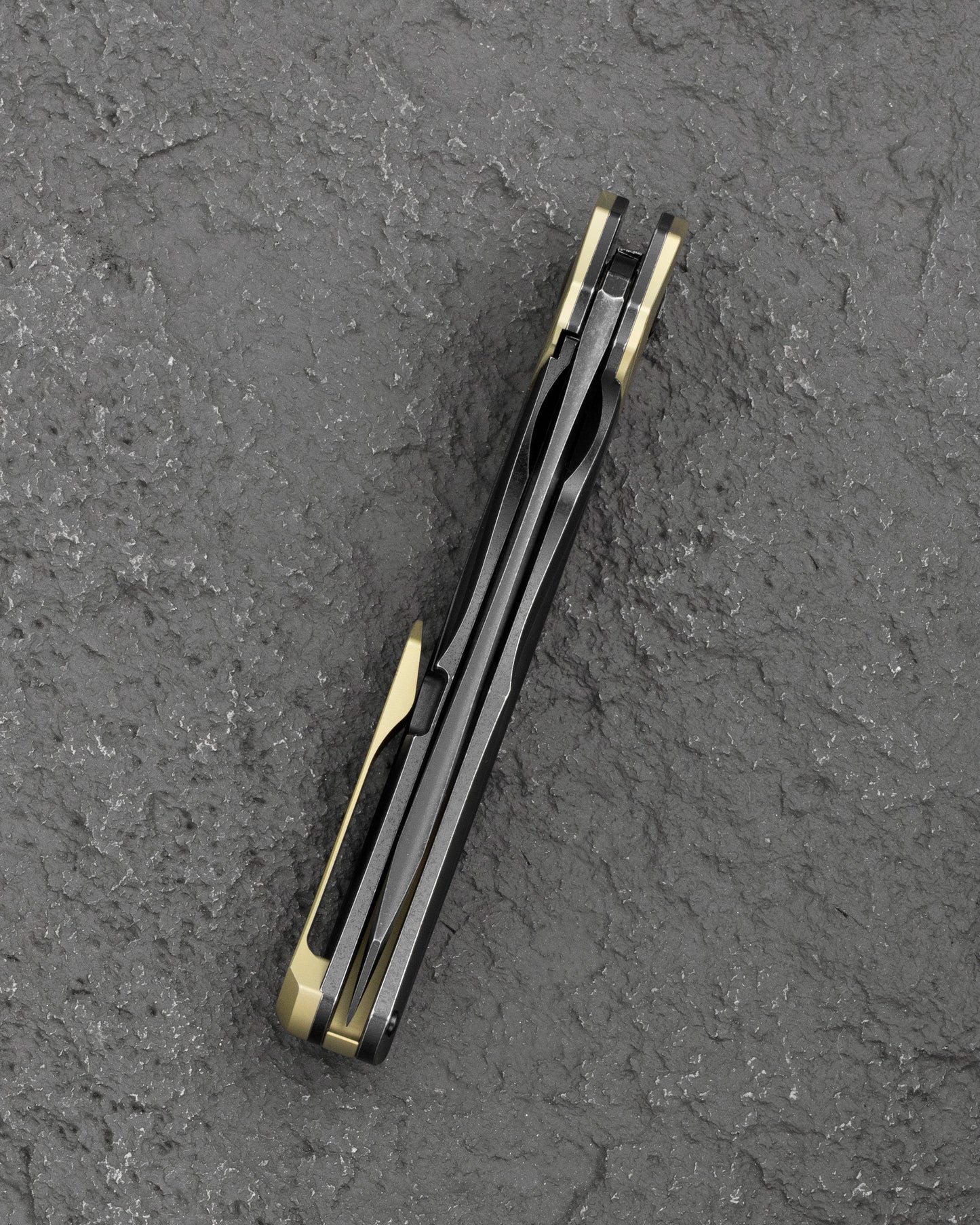 Bestech Excentric BT2412B Titanium Backspacer Black Folding Knife Detail