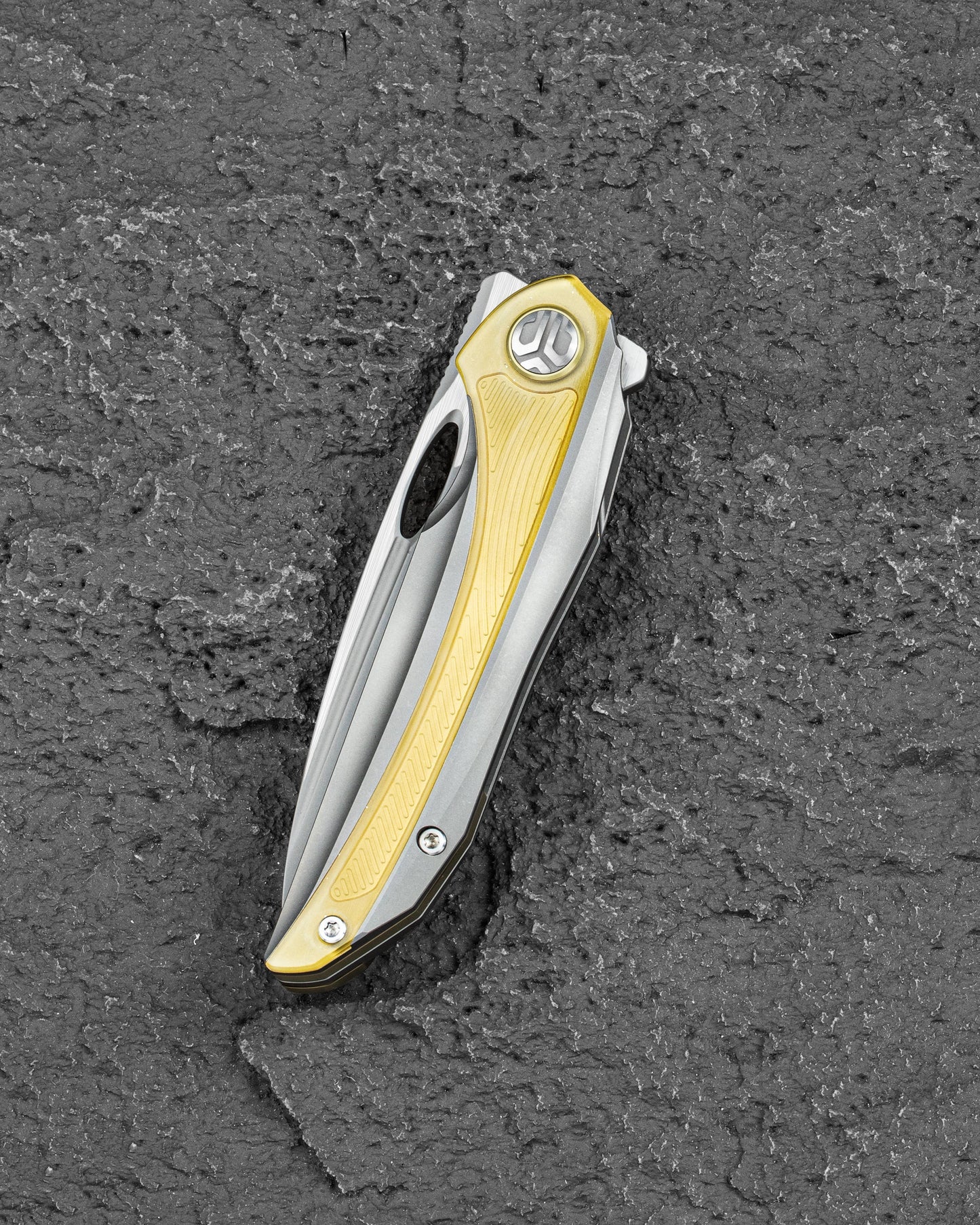 Bestech Senu BT2601A S90V Bead Blast Flat Satin 3.48 Inch Drop Point Blade Detail