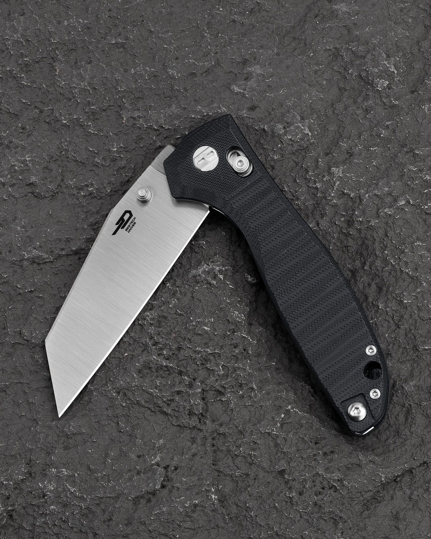Bestech Liger BTKG61A open position – 3.61" Satin blade deployed, Black G10