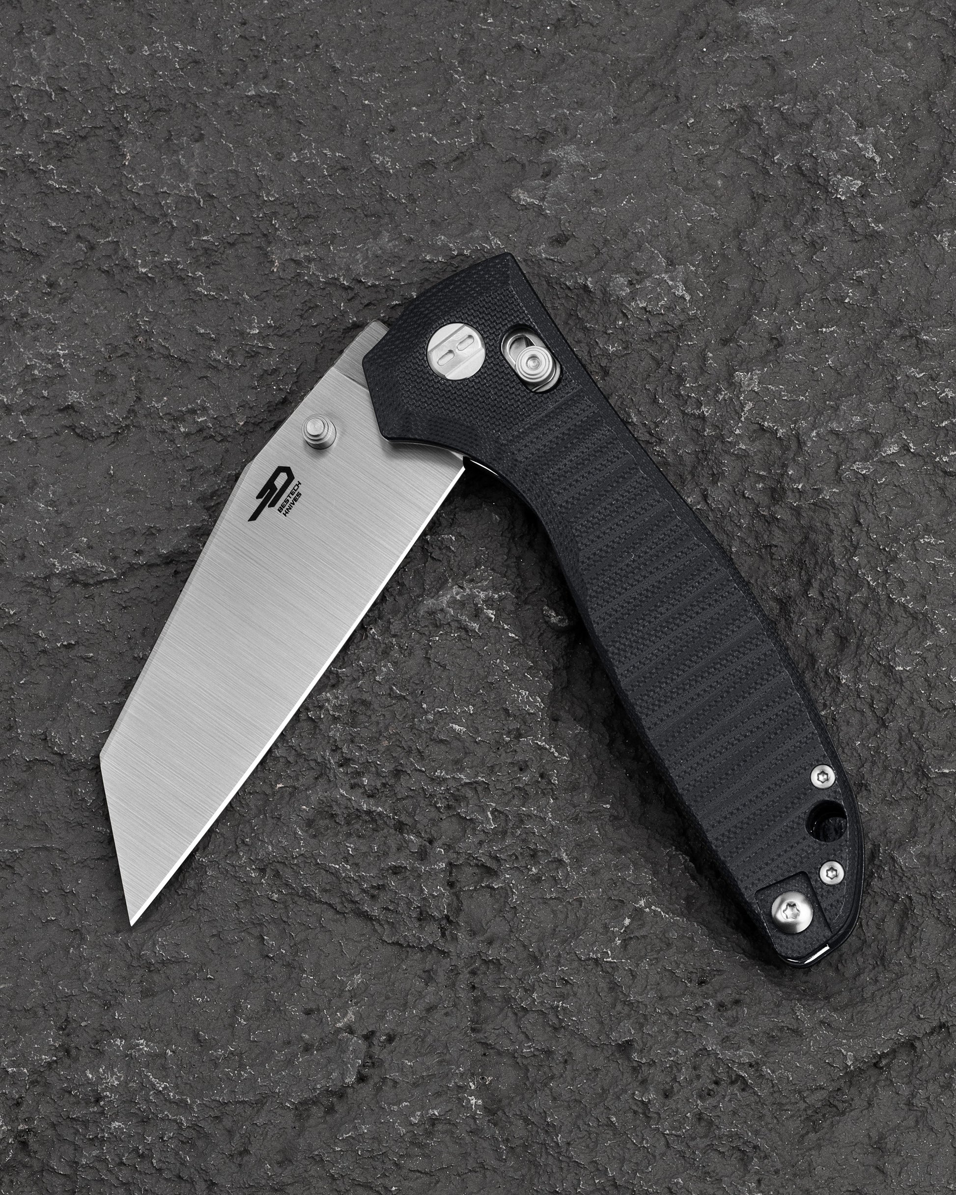 Bestech Liger BTKG61A open position – 3.61" Satin blade deployed, Black G10