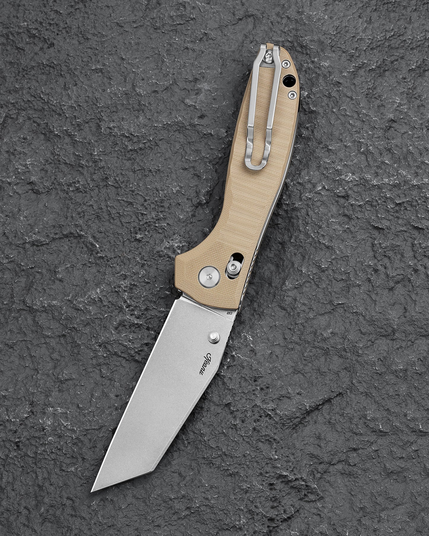 Bestech Liger BTKG61C closed view – Beige G10 handle, B-Lock folding knife