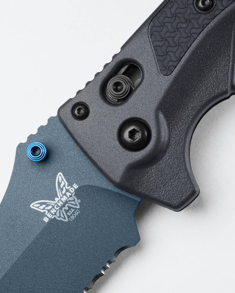 Benchmade Adira 18060SBT-01 closed view