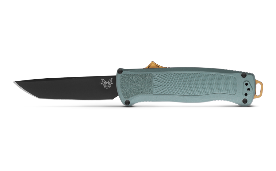 Benchmade Shootout 5370BK-07 front view – 3.51" black DLC CPM-CruWear tanto OTF automatic knife with sage green Grivory handle