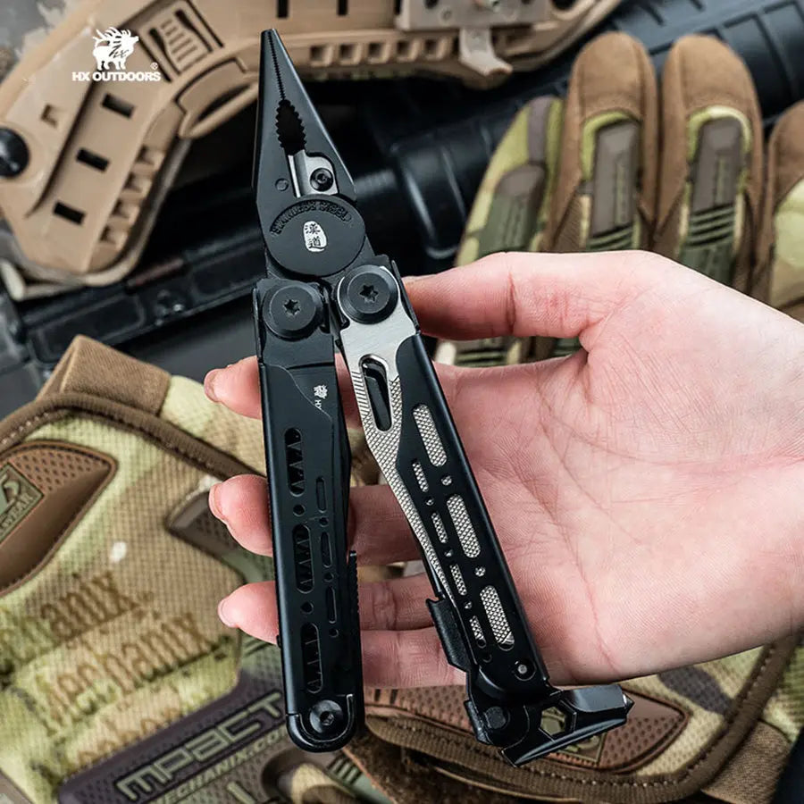 HX Outdoors IGNITE GQ-22B compact 6.3" EDC multi-tool carry view