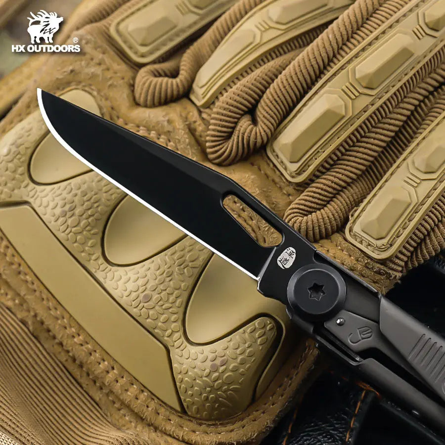 HX Outdoors SWIFTTRAIL GQ-28B saw and can opener detail