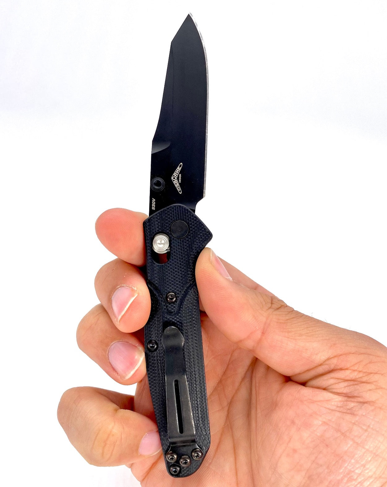 Benchmade Mini Osborne 945BK-1 blade detail, black coated CPM-S30V reverse tanto