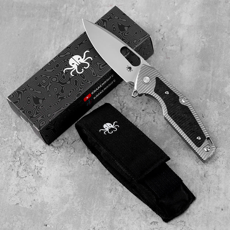 Klaken B06 Sigurd J226-BlackCarbonTi black carbon fiber and titanium handle scales