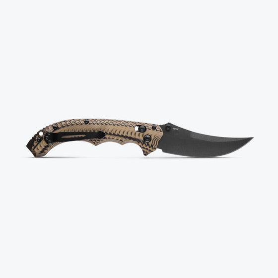 Benchmade Mini Bedlam 865BK-01 blade detail – black CPM-S90V scimitar