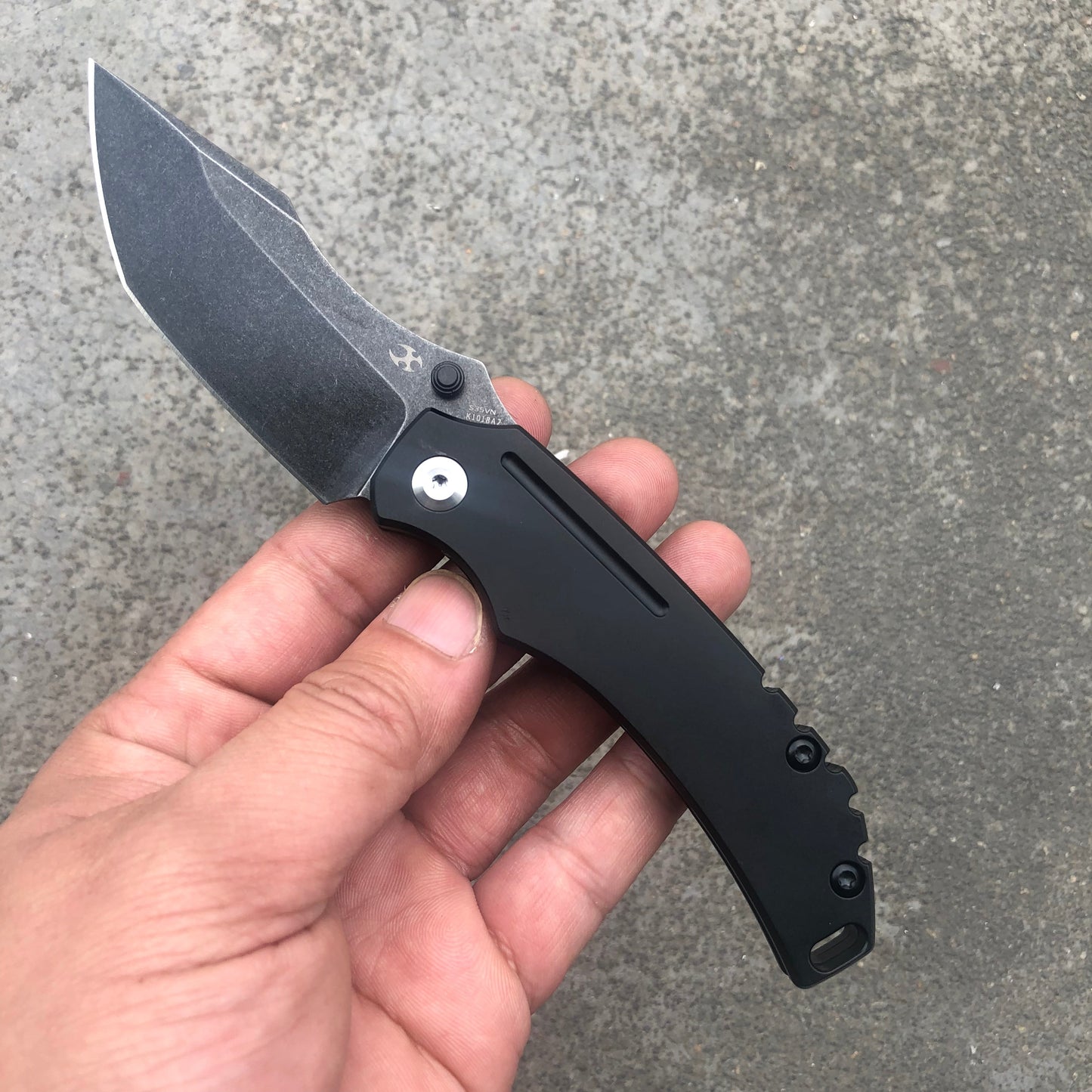 Kansept Pelican K1018A2 front view – 3.0" black coated CPM S35VN tanto folding knife