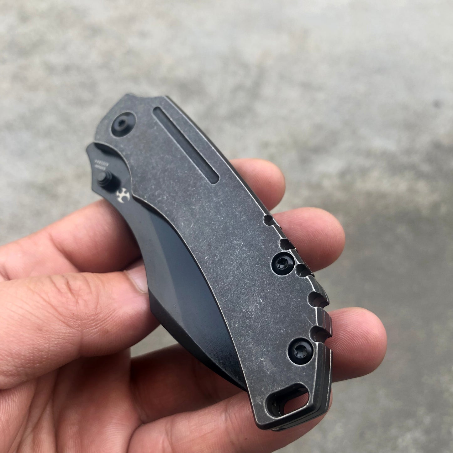 Kansept Pelican K1018A4 black coated 6AL4V titanium handle scales