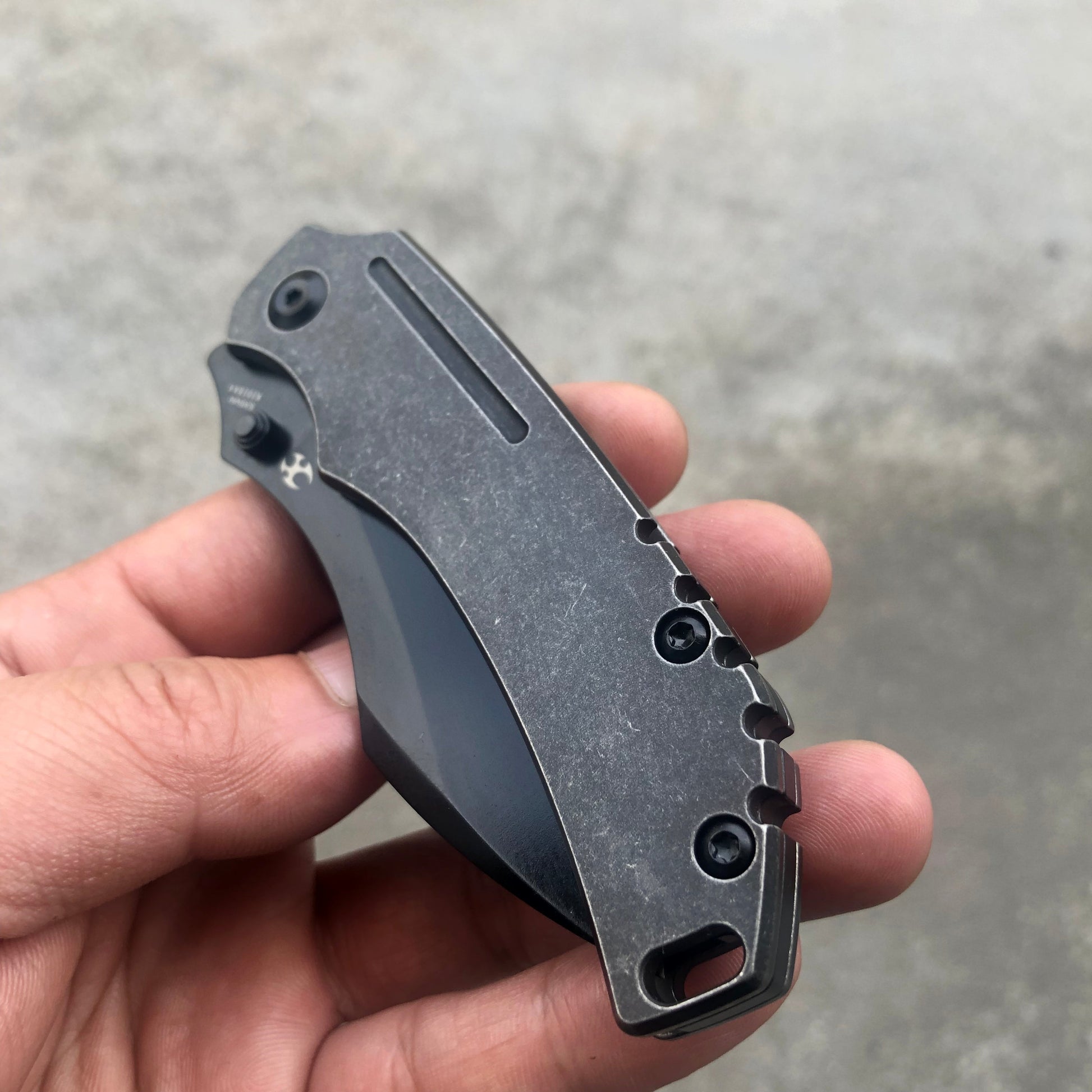 Kansept Pelican K1018A4 black coated 6AL4V titanium handle scales
