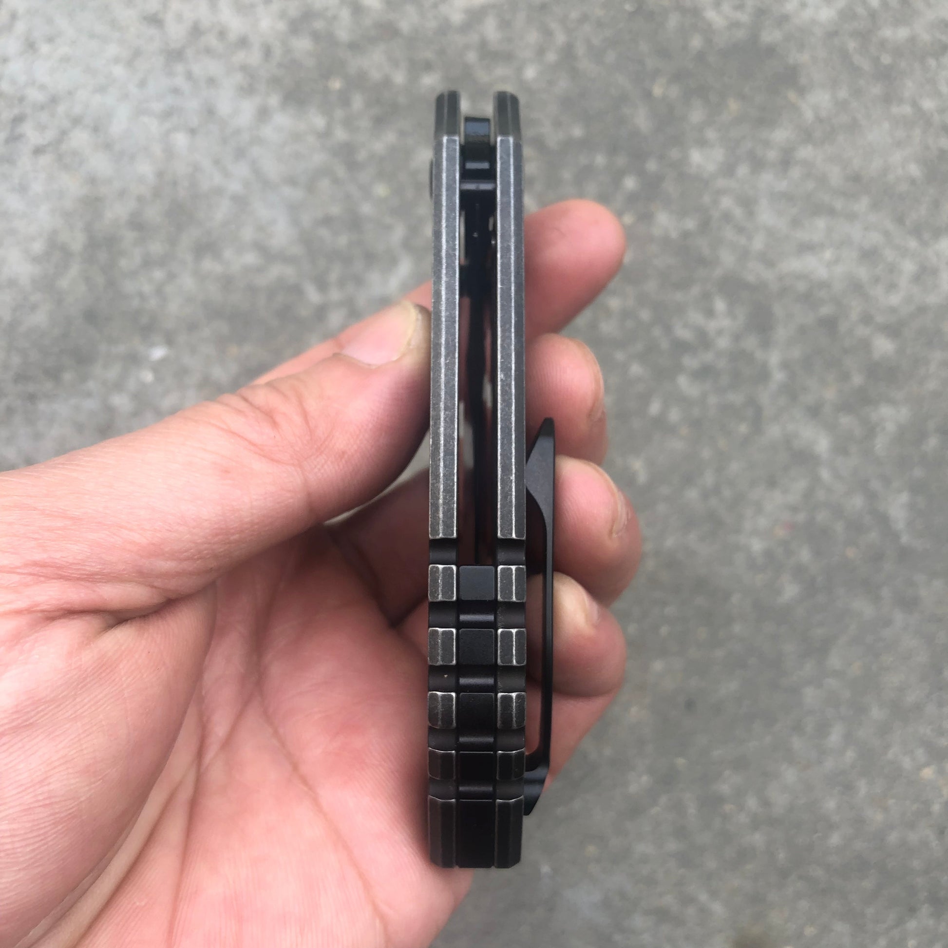 Kansept Pelican K1018A4 titanium frame lock detail