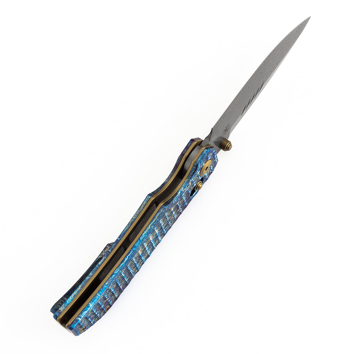 Kansept Eaglestrike K1095V5 blade detail – Damascus Damascus drop point