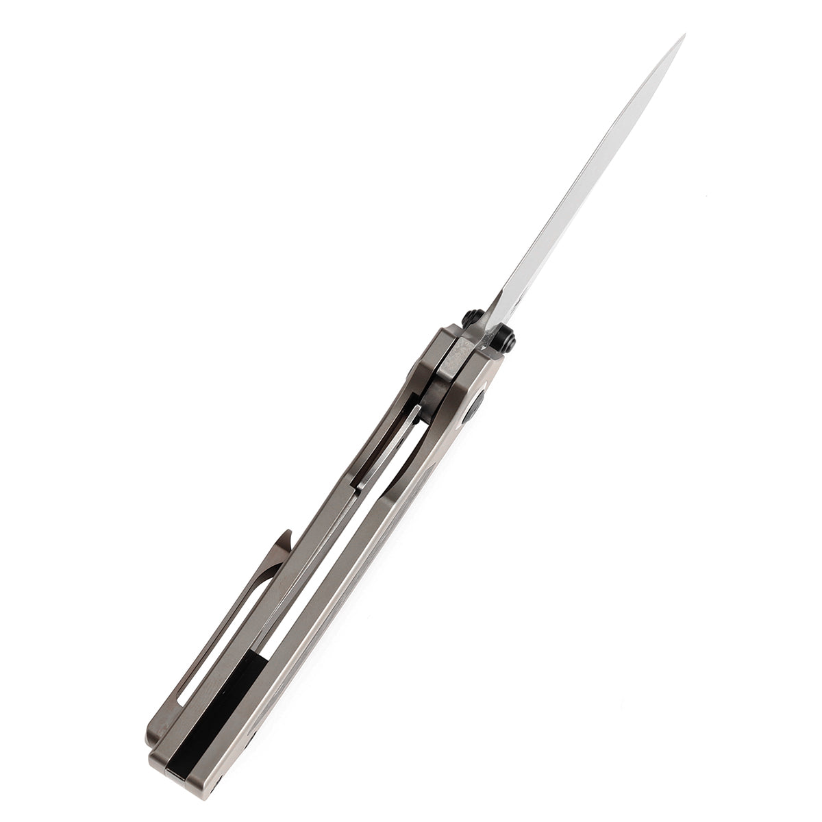 Kansept Fermi K1122A2 blade detail – Damascus recurved clip point