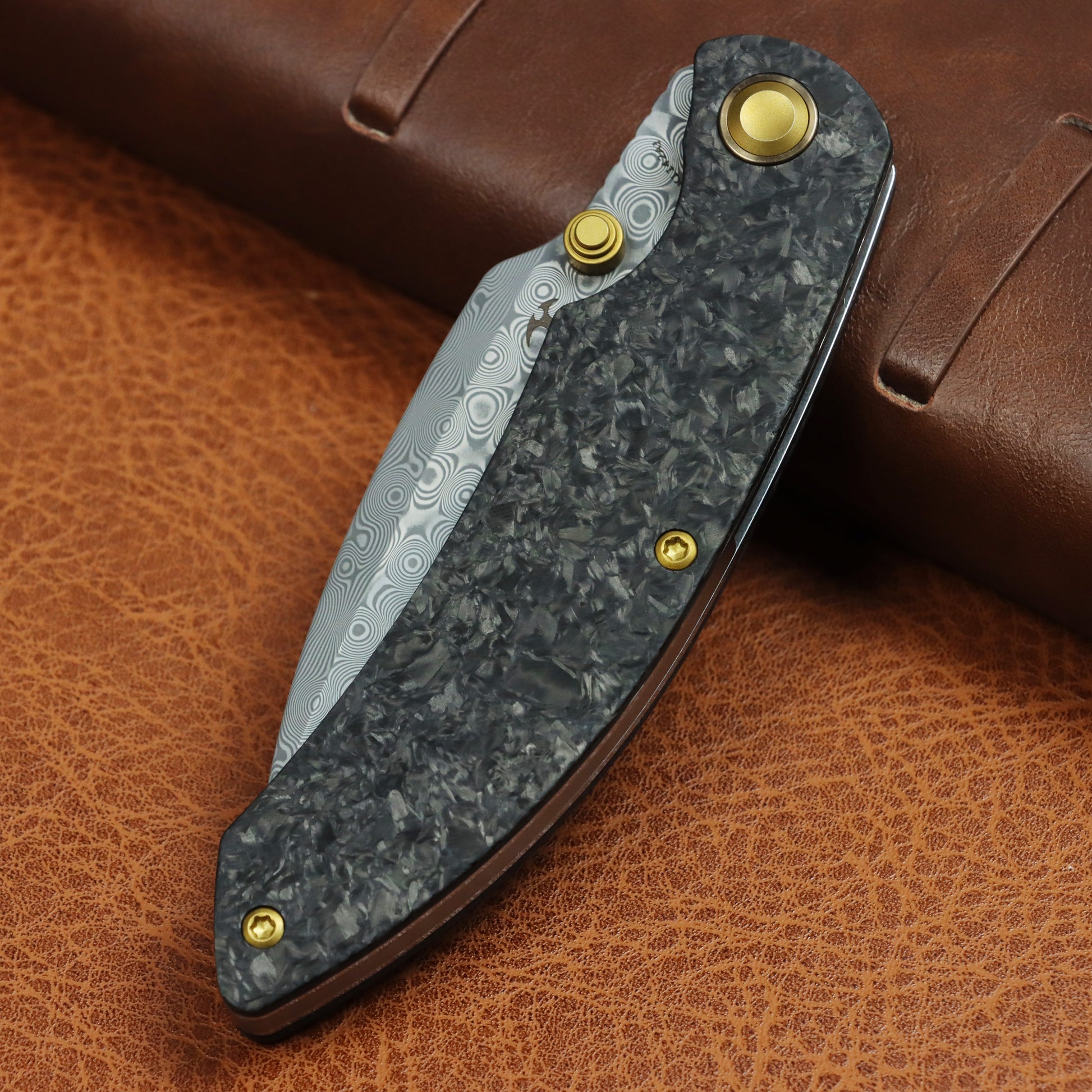 Kansept Falk K1142A1 Shred Carbon Fiber handle scales