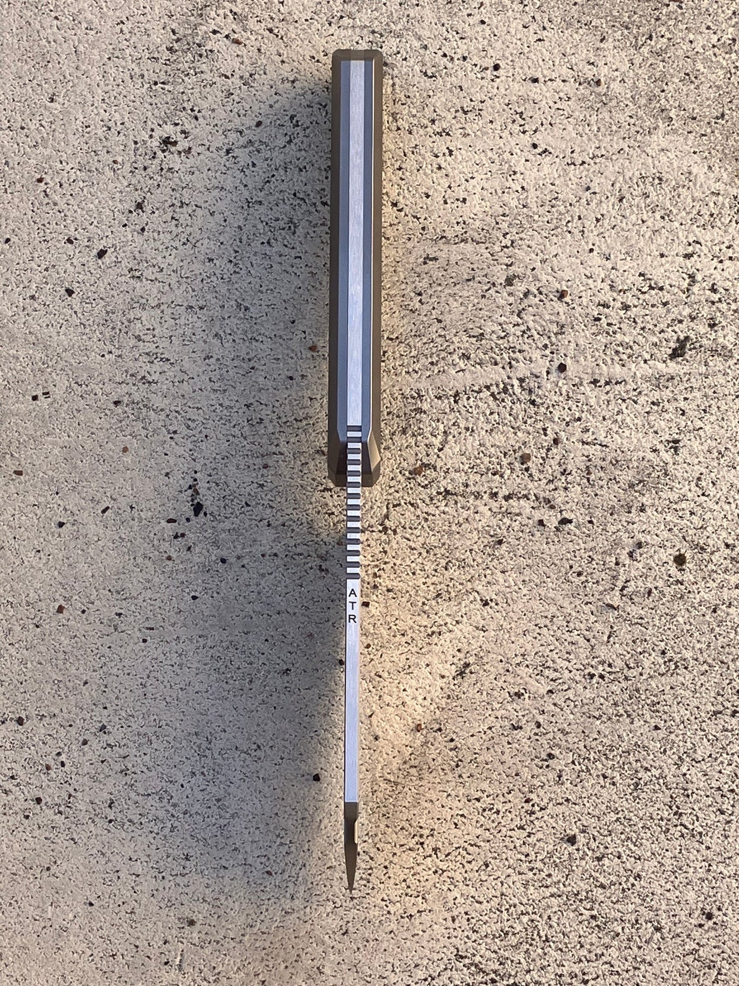 Knife Standards RR Station Fixed 'Ti' – Vanax SuperClean, Titanium Handle