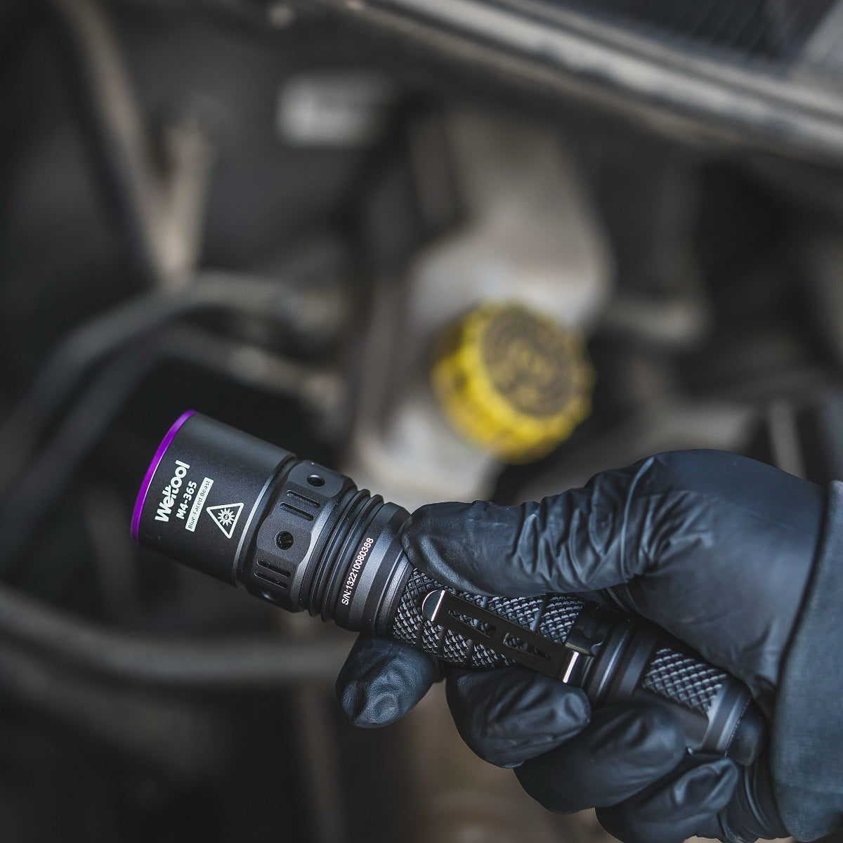 Weltool M4-365 UV flashlight for leak detection and NDT