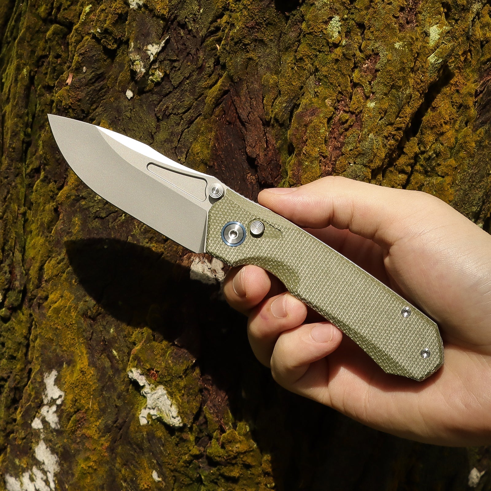 Remette Rhino MC319G closed view