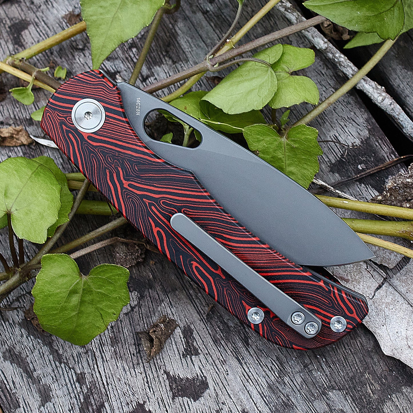 Miguron Moyarl Folding Knife 3.25" 14C28N Dark Grey PVD Blade Red Damascus G10 Handle MGR-806DRD