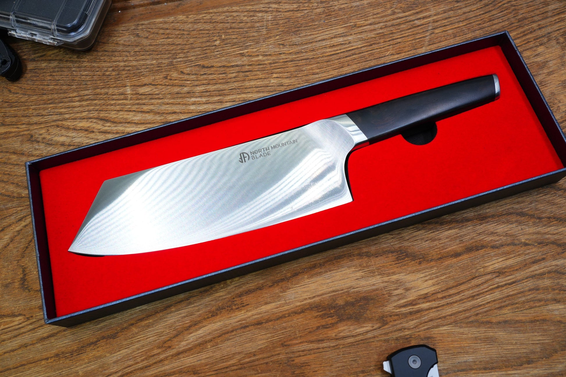 North Mountain Blade NMB-Kitchen solid wood handle detail