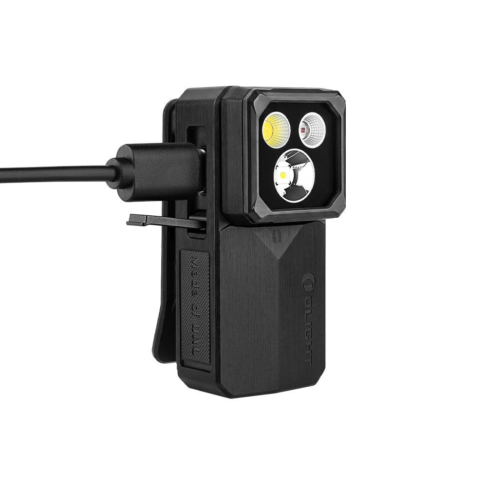 Olight Oclip 2 Ultra Onyx Black charging via USB-C cable