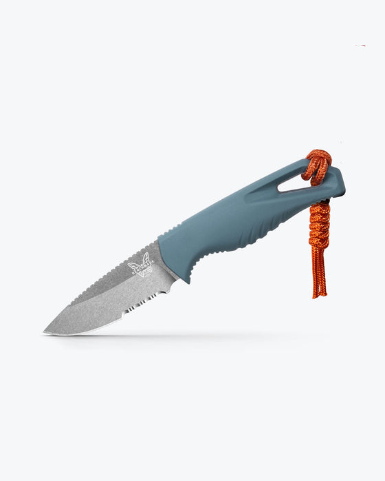 Benchmade Intersect 2.68" CPM-MagnaCut Serrated Blade with Depth Blue Santoprene Handle - 18050S