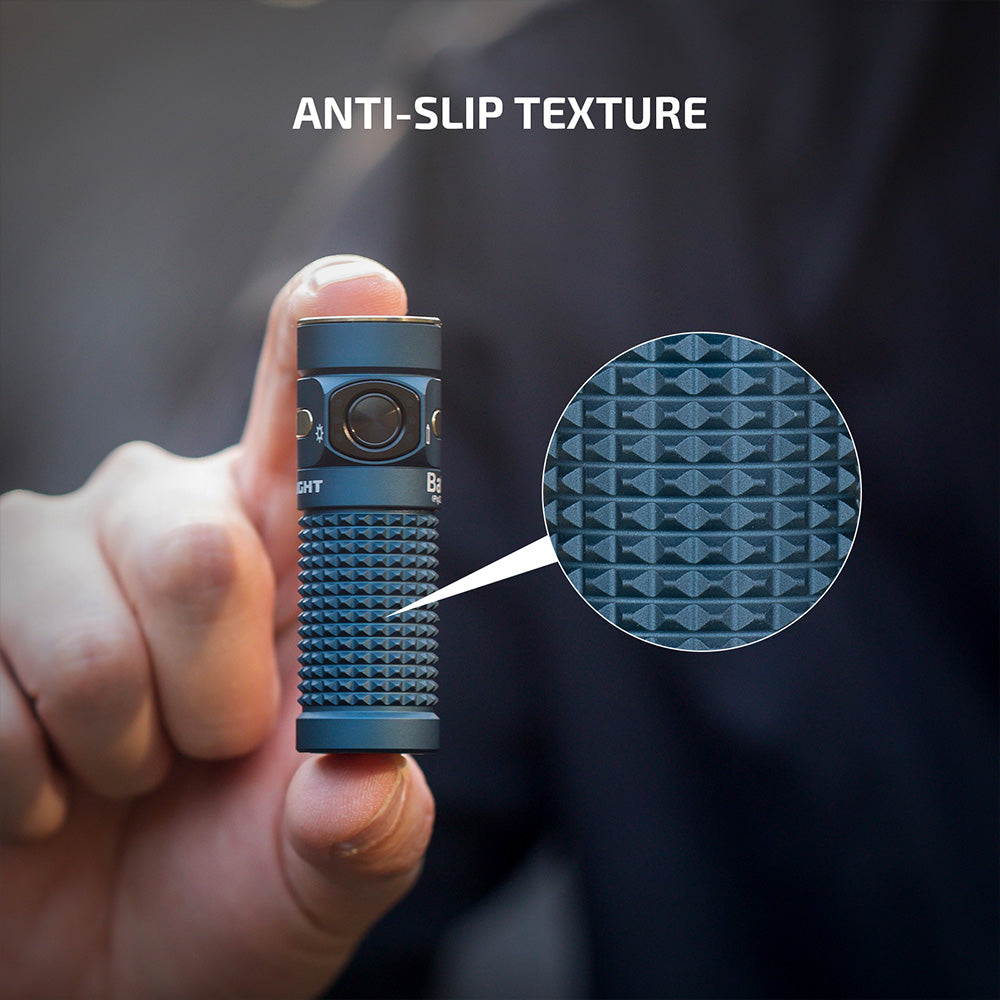 Olight Baton 4 Premium Guidance anti-slip textured body detail