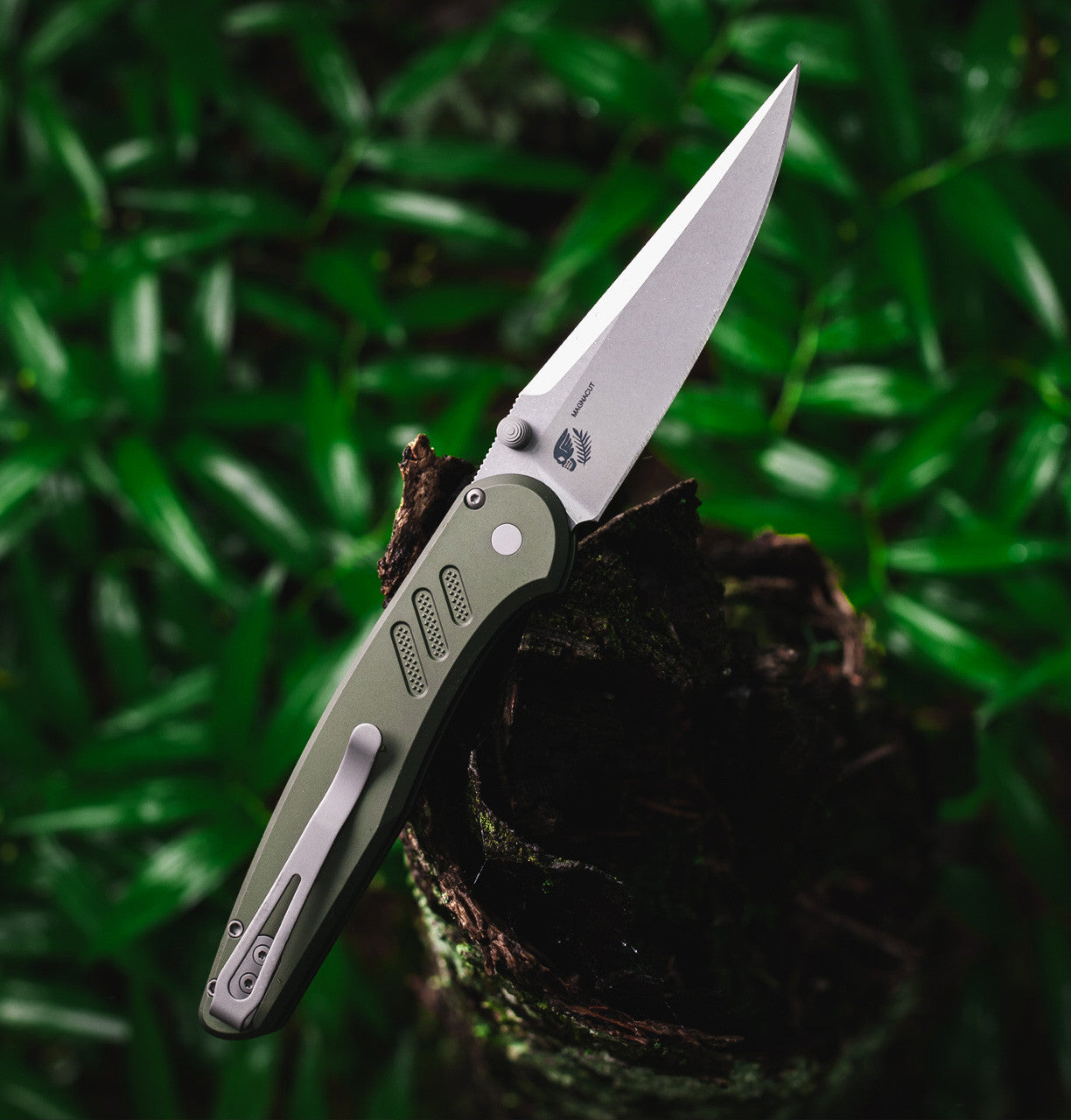 Pro-Tech Avalon Peace Neighbor PN1101-Green blade detail – stonewash CPM MagnaCut drop point