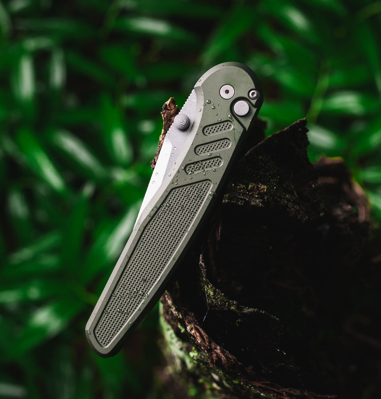 Pro-Tech Avalon Peace Neighbor PN1101-Green knurled green 6061 aluminum handle with long deep carry clip
